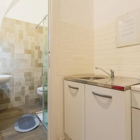 게스트하우스 Red By Wonderful Italy 3*