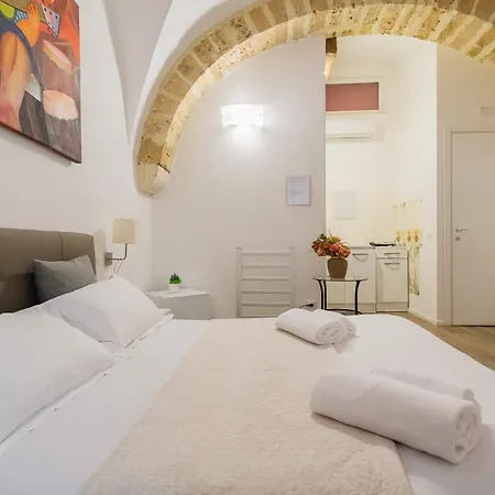 Red By Wonderful Italy